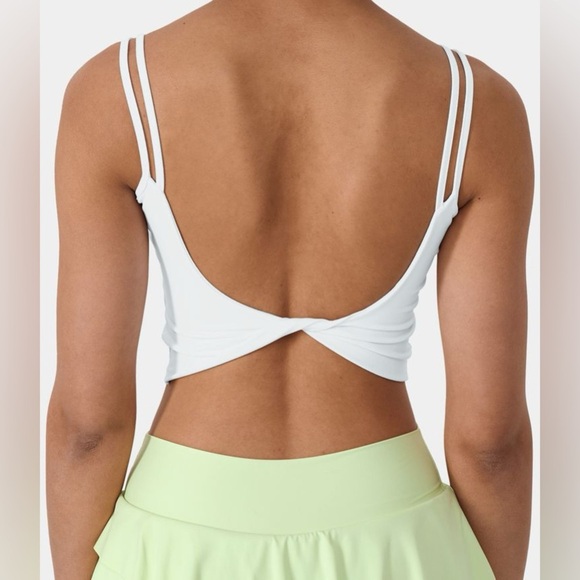 Halara White Double Straps Backless Twisted Cropped Yoga Tank Top | NEW!!💜🏋️ - Picture 2 of 13